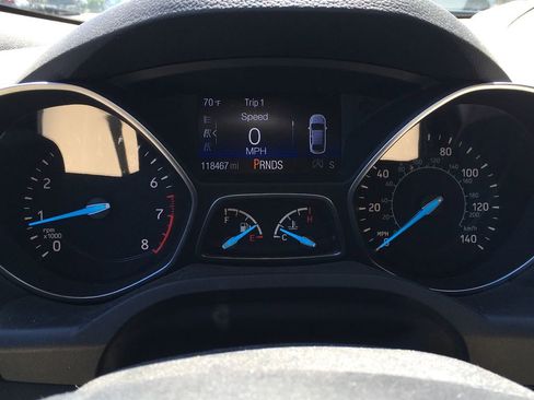 Used 2017 Ford Escape Titanium AWD/4WD image 2