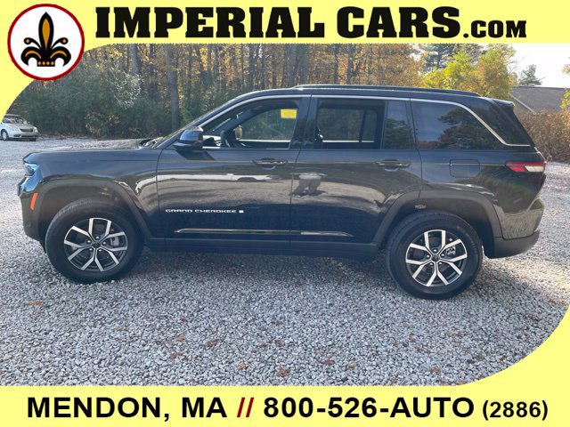 New 2027 Jeep Grand Cherokee Laredo X AWD/4WD image 6