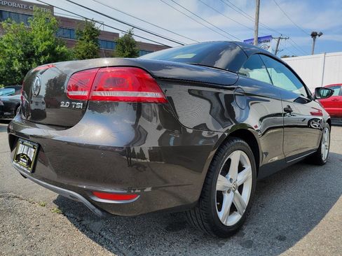 Used 2012 Volkswagen Eos Lux image 10