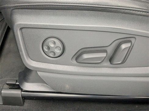 Used 2019 Audi Q5 2.0T Premium image 15