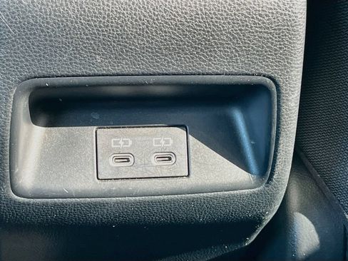 Used 2023 Toyota Corolla SE FWD image 25