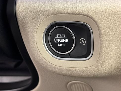 Used 2024 Mercedes-Benz GLE 350 4MATIC image 22