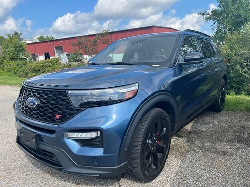 Used 2020 Ford Explorer ST w/ ST Street Pack AWD/4WD image 2