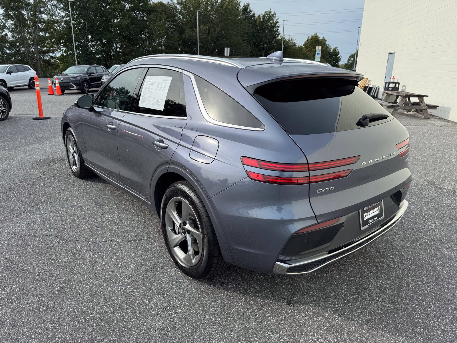 Used 2026 Genesis GV70 2.5T Select AWD/4WD image 5