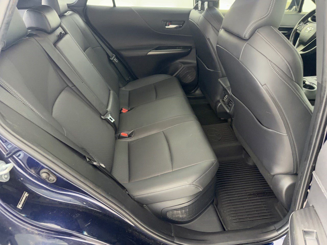 Used 2021 Toyota Venza XLE w/ Softex Package AWD/4WD image 29