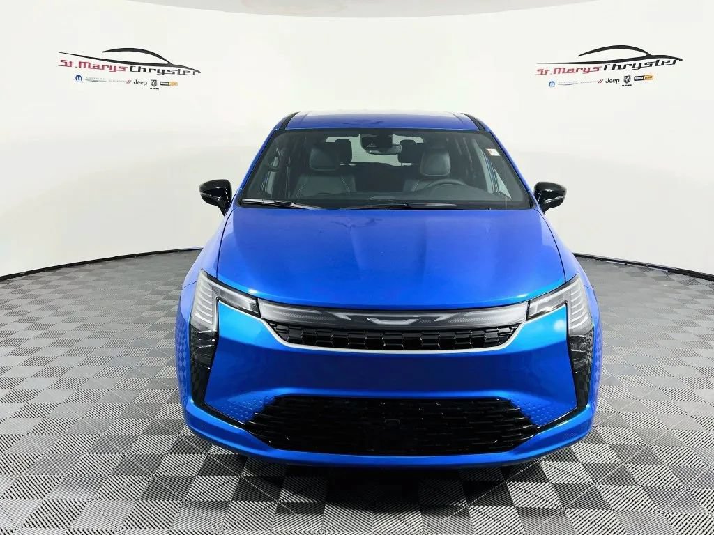 New 2027 Chrysler Pacifica Select FWD image 3