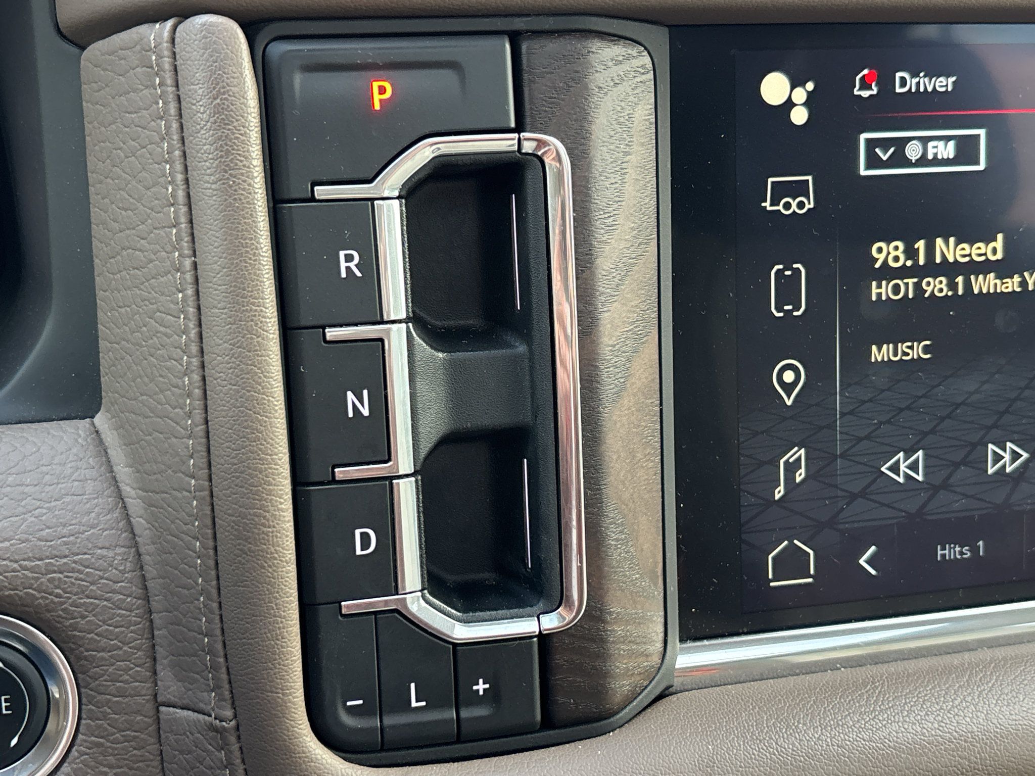 Used 2023 GMC Yukon Denali AWD/4WD image 28