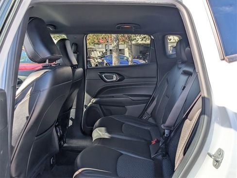 Used 2022 Jeep Compass Altitude image 12