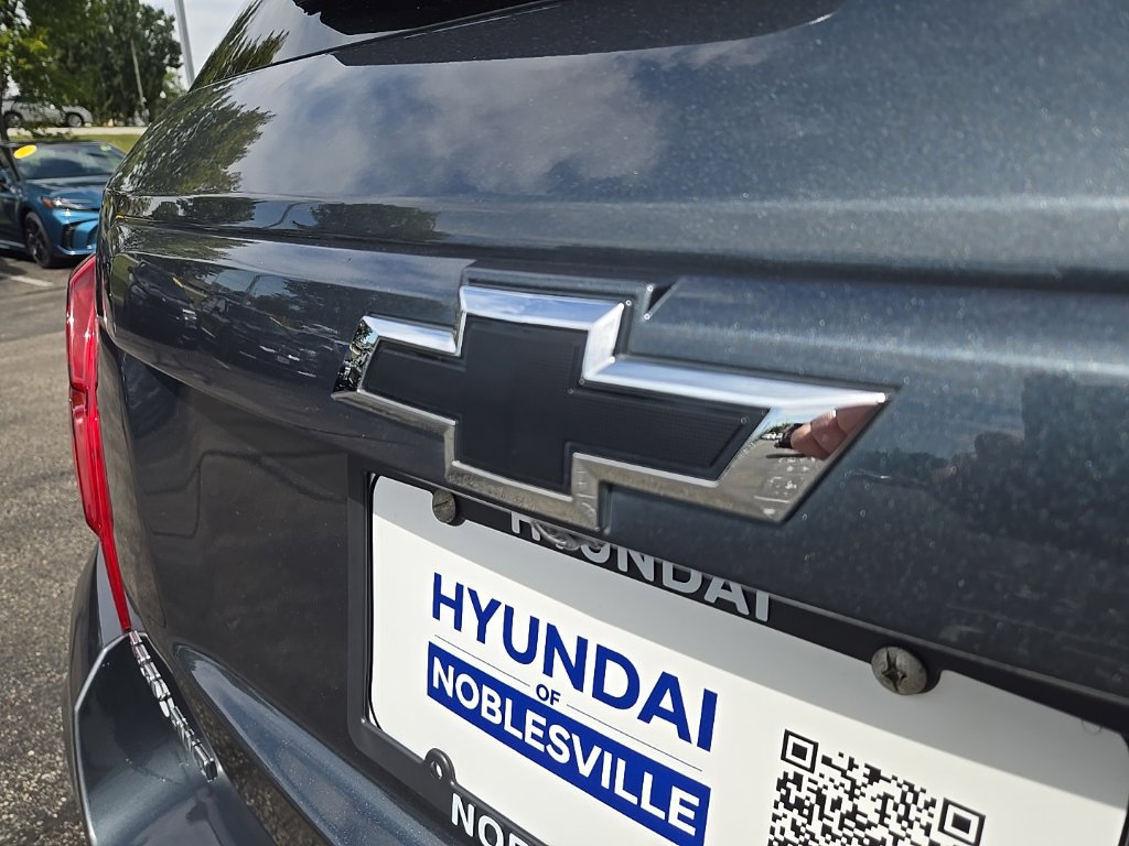 Used 2021 Chevrolet Trax LT w/ LT Convenience Package AWD/4WD image 12