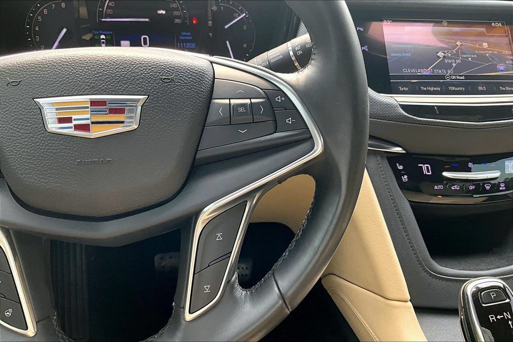 Used 2017 Cadillac XT5 Premium Luxury w/ Driver Assist Package AWD/4WD image 12