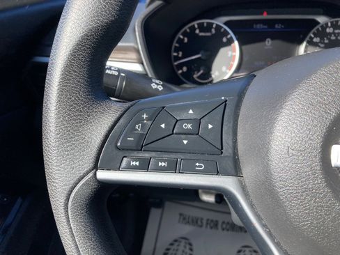 Used 2023 Nissan Altima 2.5 SV image 18