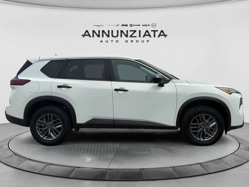 Certified 2024 Nissan Rogue S AWD/4WD image 6