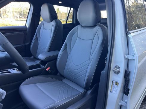 New 2026 Volkswagen Tiguan SE R-Line image 11