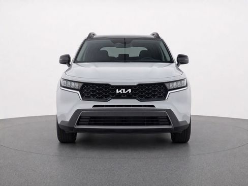 Used 2023 Kia Sorento S w/ Panoramic Sunroof Package AWD/4WD image 5