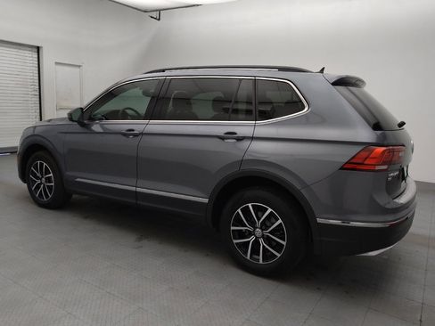 Used 2021 Volkswagen Tiguan SE FWD image 3