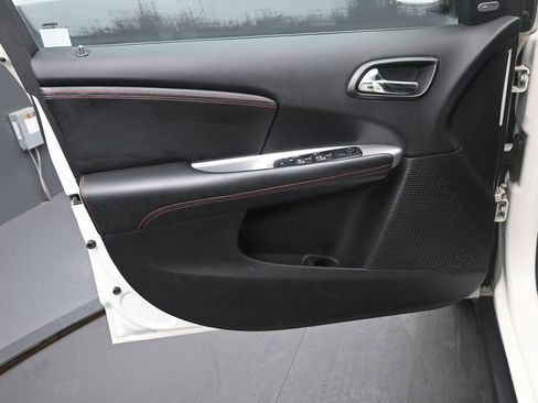 Used 2018 Dodge Journey GT w/ Nav & Sun Group image 12