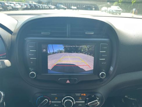 Used 2023 Kia Soul LX w/ Option Group 015 image 17