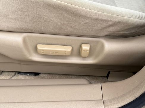 Used 2004 Honda Accord LX image 27