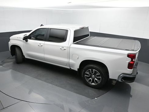 Used 2022 Chevrolet Silverado 1500 LT RWD image 37