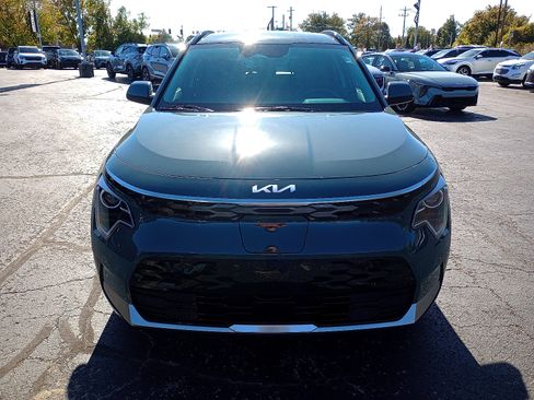 New 2025 Kia Niro Wind image 3