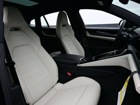 Certified 2026 Porsche Panamera 4 AWD/4WD image 19