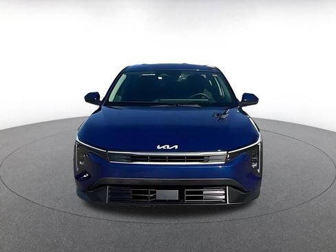 Used 2025 Kia K4 LXS FWD image 3