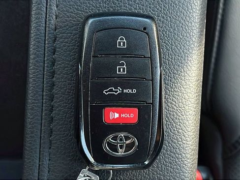Used 2025 Toyota Tundra SR5 w/ SR5 Premium Package AWD/4WD image 22