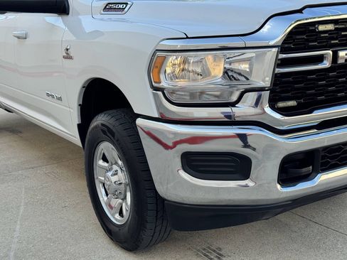 Used 2022 RAM 2500 Big Horn AWD/4WD image 42