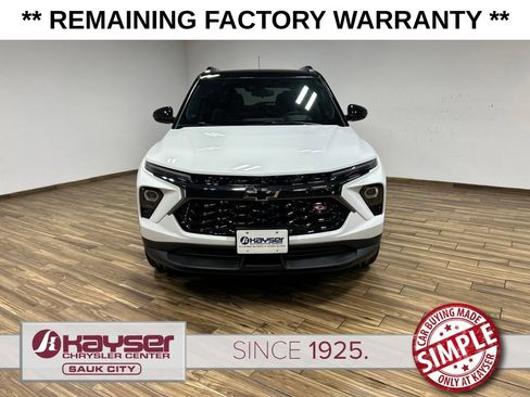 Used 2024 Chevrolet TrailBlazer RS w/ Driver Confidence Package AWD/4WD image 3