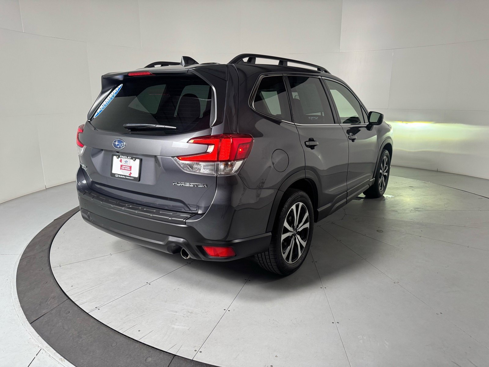 Certified 2023 Subaru Forester Limited AWD/4WD image 5