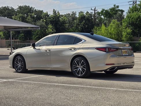 Used 2023 Lexus ES 350 w/ Premium Package FWD image 6