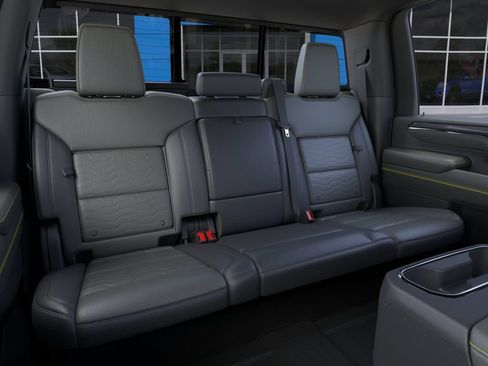 New 2026 Chevrolet Silverado 2500 ZR2 w/ LPO, Dark Essentials Package AWD/4WD image 17