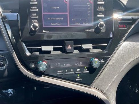 Used 2023 Toyota Camry SE w/ Convenience Package image 30