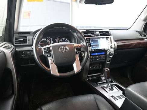 Used 2023 Toyota 4Runner Limited image 19