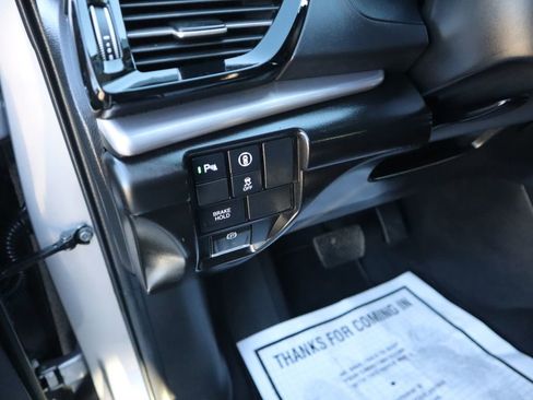 Used 2025 Acura RDX w/ Technology Package image 29