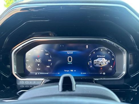 New 2026 Chevrolet Silverado 1500 High Country w/ High Country Premium Package AWD/4WD image 21