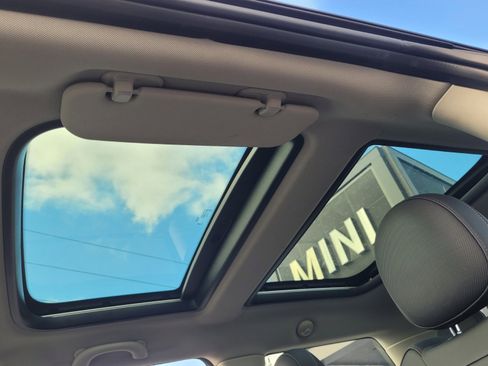 Used 2023 MINI Cooper S image 19