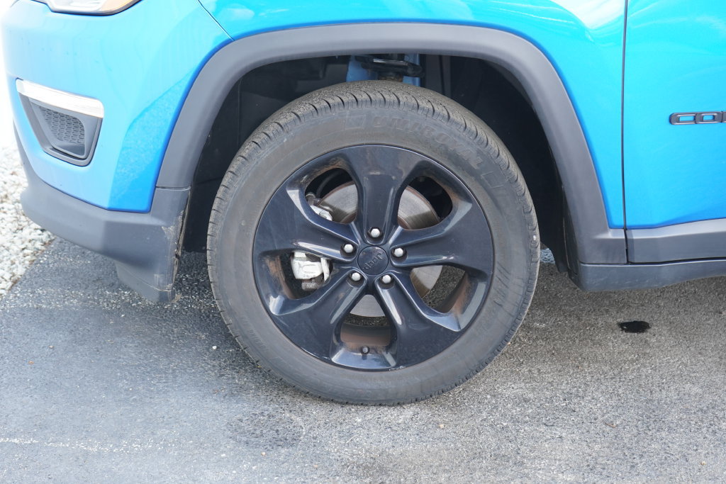 Used 2019 Jeep Compass Latitude AWD/4WD image 6