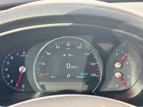 Used 2020 Kia Sorento EX image 17