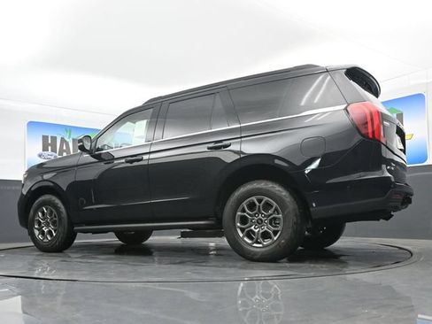 New 2026 Ford Expedition Active RWD image 22