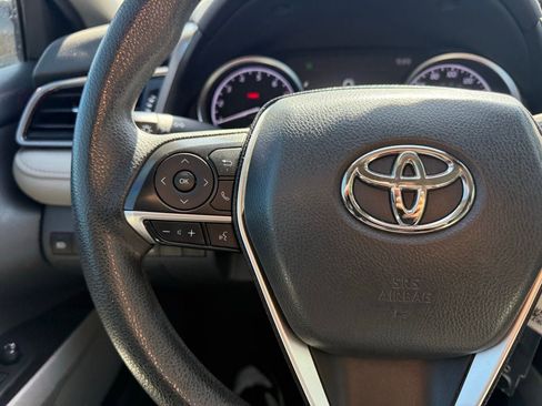 Used 2023 Toyota Camry LE image 18