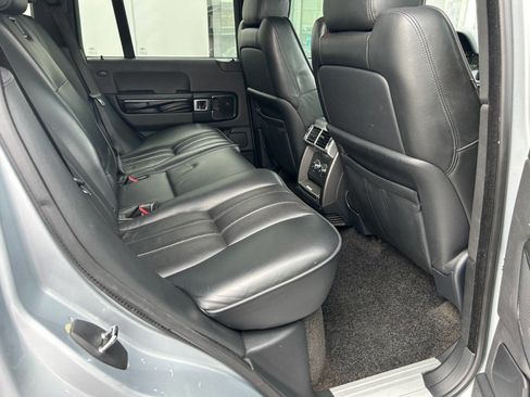 Used 2011 Land Rover Range Rover HSE LUX image 13