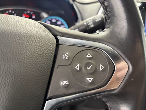 Used 2022 Chevrolet Traverse LT image 20