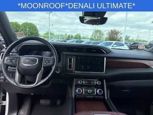 Used 2023 GMC Yukon Denali Ultimate AWD/4WD image 23