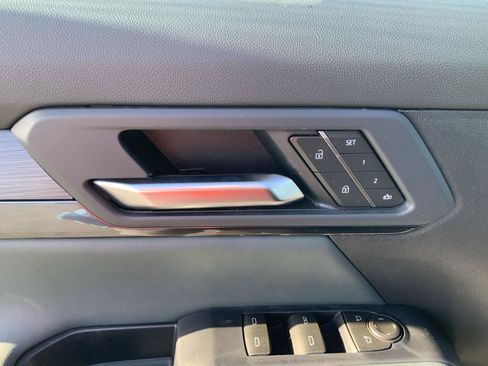 New 2026 GMC Terrain AT4 w/ Convenience Package III AWD/4WD image 24