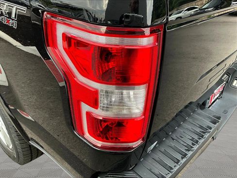 Used 2019 Ford F150 XLT w/ Equipment Group 302A Luxury AWD/4WD image 24