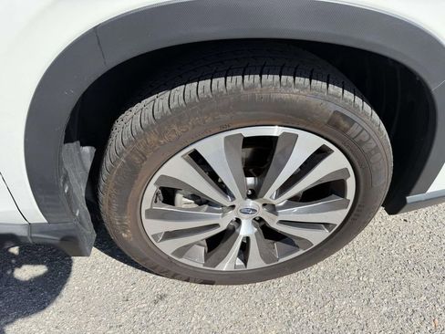 Used 2022 Subaru Ascent Touring w/ Popular Package #2A image 10