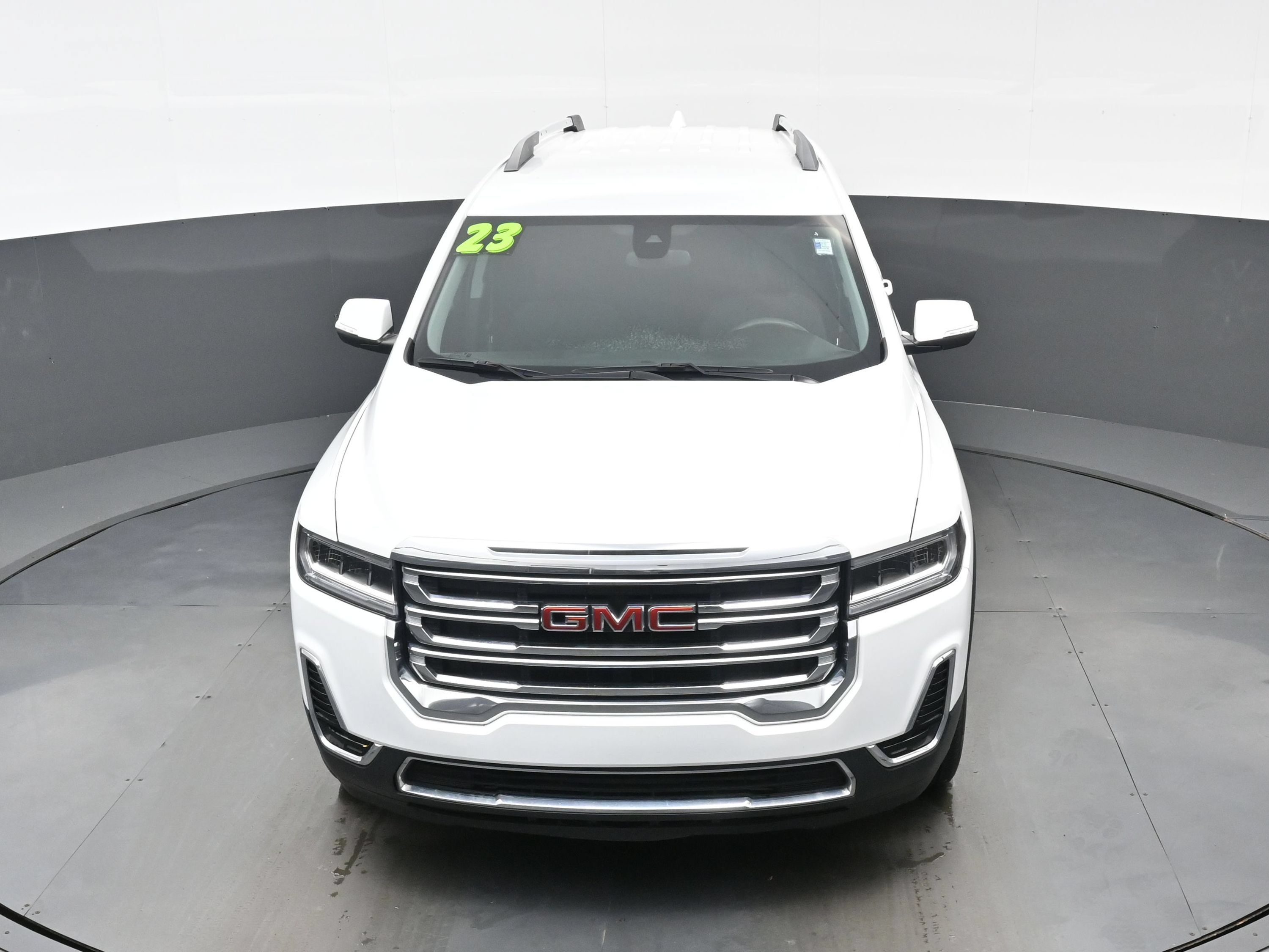 Used 2023 GMC Acadia SLE w/ Driver Convenience Package FWD image 40