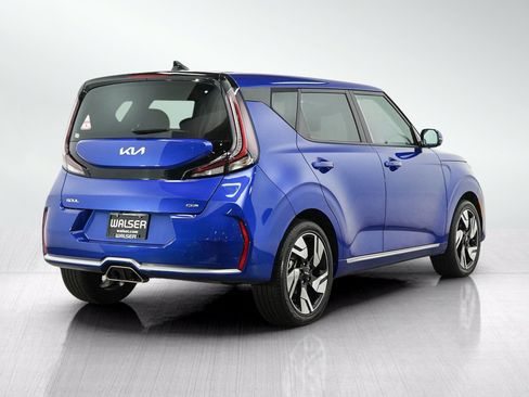 Used 2024 Kia Soul GT-Line w/ GT-Line Technology Package FWD image 6