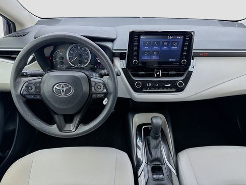 Used 2021 Toyota Corolla LE w/ Carpet Mat Package (TMS) FWD image 14